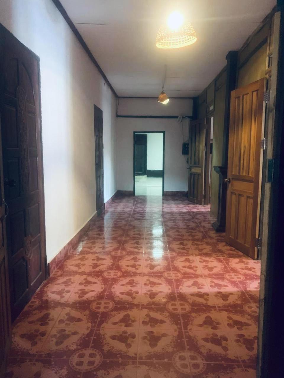 Amelie House Lägenhet Luang Prabang Exteriör bild